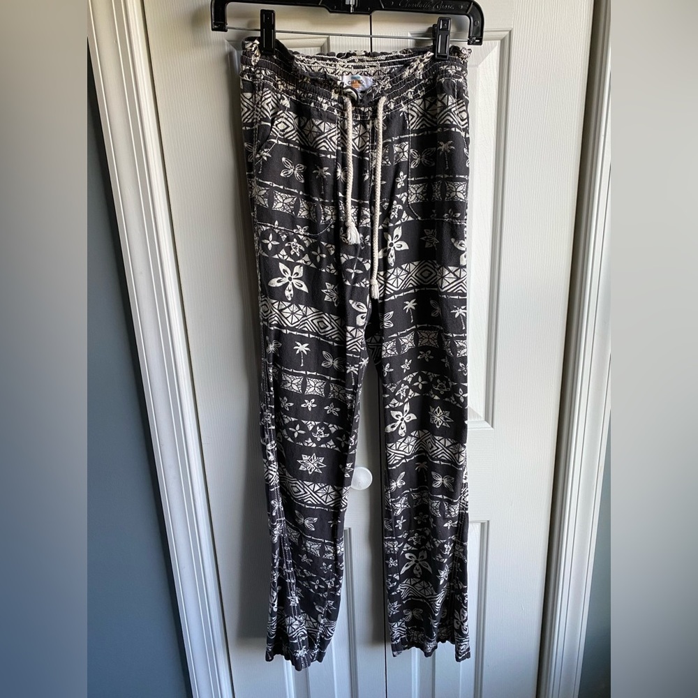 Cali 1850 women’s size XS dark gray tropical print drawstring linen blend pants